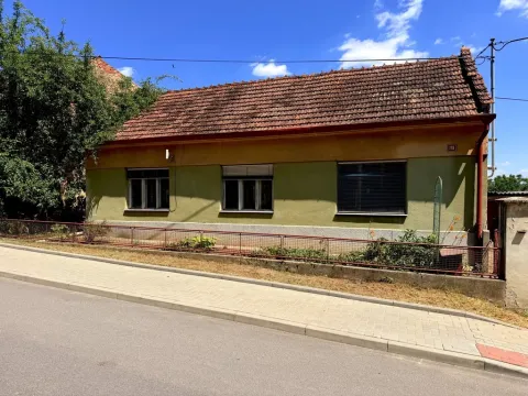 Prodej rodinného domu, Týnec, Náves, 130 m2
