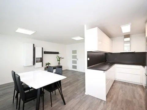 Pronájem bytu 3+kk, Praha - Stodůlky, Janského, 70 m2