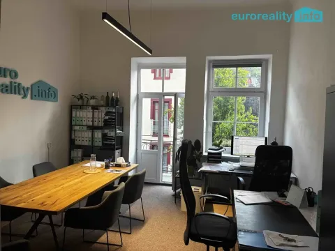 Pronájem kanceláře, Mariánské Lázně, Lidická, 20 m2