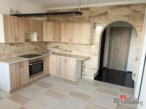 Prodej bytu 1+1, Chomutov, Kamenná, 36 m2