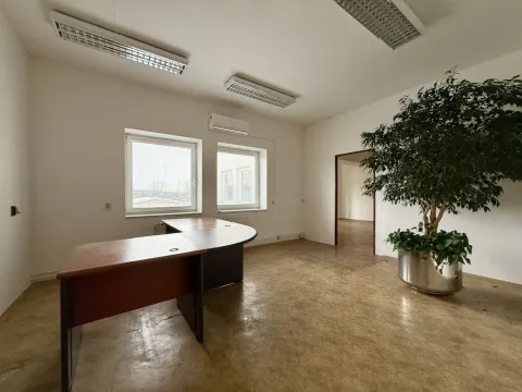 Pronájem kanceláře, Brno, Kaštanová, 58 m2