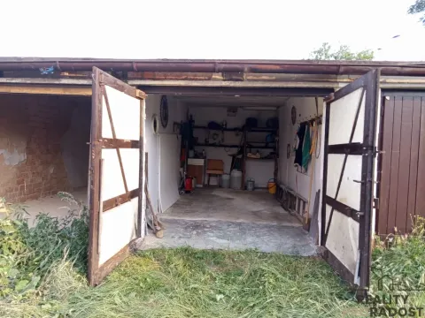 Prodej garáže, Praha, Novobohdalecká, 18 m2