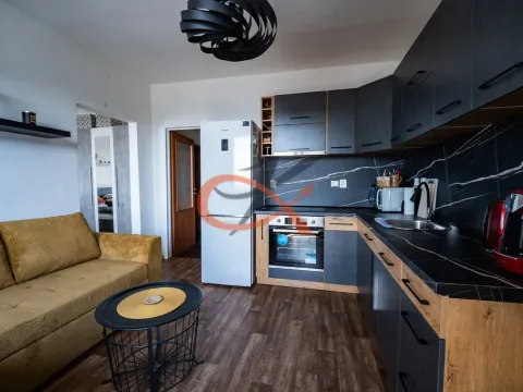 Prodej bytu 2+kk, Rožnov pod Radhoštěm, Meziříčská, 42 m2