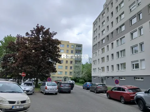 Prodej bytu 1+kk, Praha - Háje, Matúškova, 32 m2