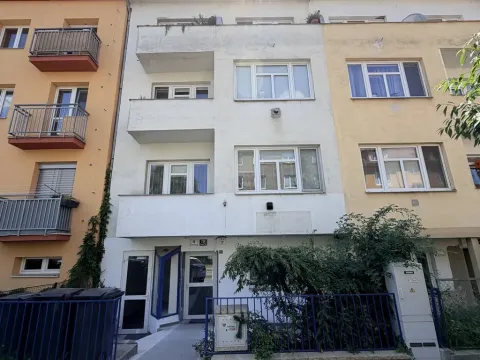 Pronájem obchodního prostoru, Brno - Černá Pole, Krkoškova, 19 m2