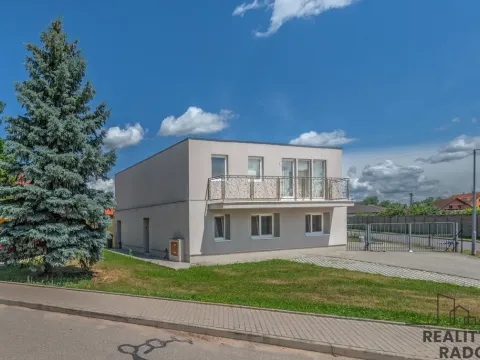 Prodej rodinného domu, Šanov, Komenského, 200 m2