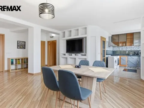 Prodej bytu 2+kk, Karlovy Vary, Horova, 86 m2
