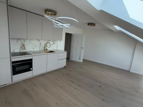 Prodej bytu 3+kk, Praha - Bubeneč, Na výšinách, 98 m2