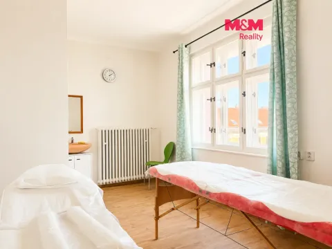 Pronájem komerční nemovitosti, Kladno, náměstí Svobody, 15 m2