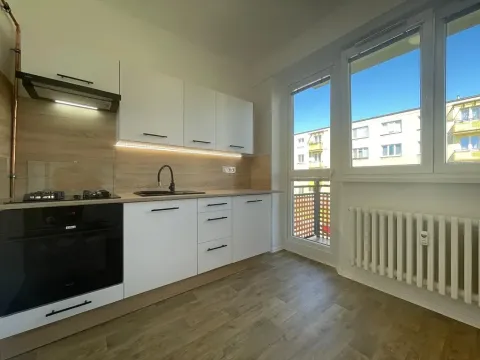 Pronájem bytu 2+1, Třinec, Janáčkova, 59 m2