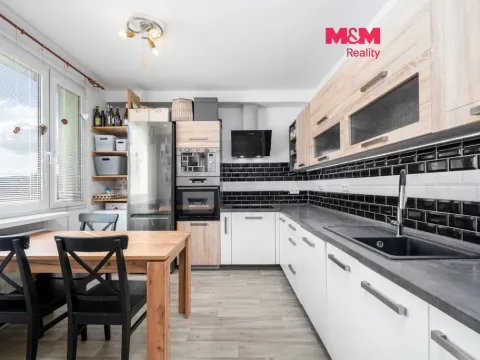 Prodej bytu 3+1, Ústí nad Labem - Severní Terasa, Rabasova, 78 m2