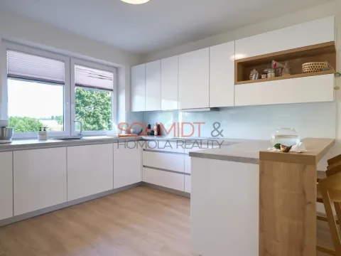Prodej rodinného domu, Hustopeče, Gen. Peřiny, 201 m2