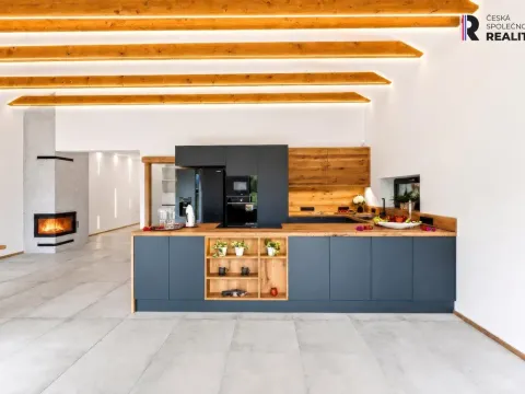 Prodej rodinného domu, Veltrusy, U Luhu, 200 m2