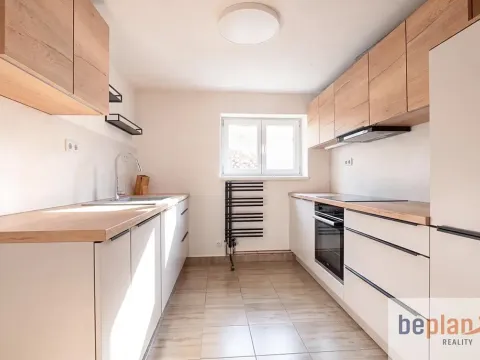 Prodej rodinného domu, Drnholec, Tyršova, 300 m2