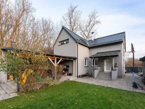 Prodej rodinného domu, Neratovice, 132 m2