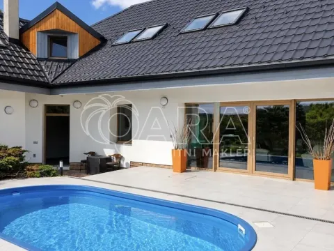 Prodej rodinného domu, Březová-Oleško - Oleško, 285 m2