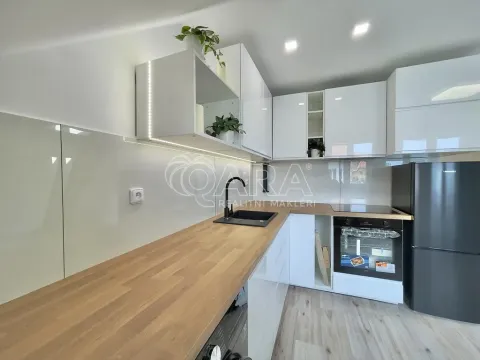 Pronájem bytu 3+kk, Praha - Zbraslav, 84 m2