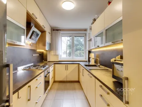 Pronájem bytu 3+kk, Praha - Břevnov, Pod Královkou, 70 m2