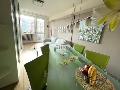 Prodej bytu 2+kk, Praha - Kobylisy, Taussigova, 45 m2
