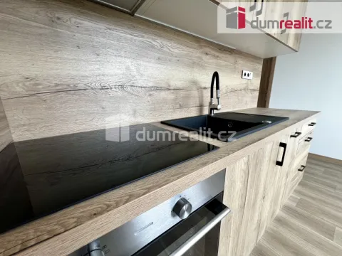 Pronájem bytu 1+1, Uherské Hradiště, Štěpnická, 35 m2