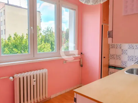 Prodej bytu 3+1, Zlín - Malenovice, Husova, 69 m2