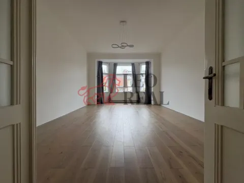 Pronájem bytu 1+1, Praha - Vršovice, 28. pluku, 43 m2