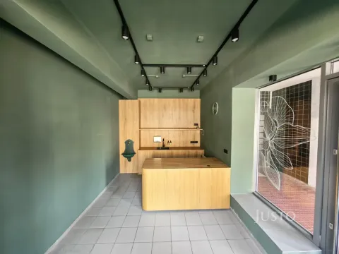 Pronájem obchodního prostoru, Zábřeh, náměstí Osvobození, 37 m2