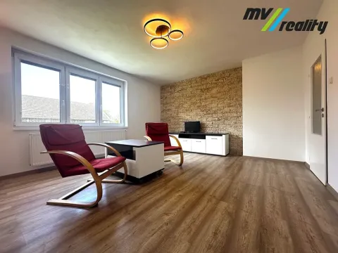 Pronájem bytu 3+1, Senice, Hlavní, 64 m2