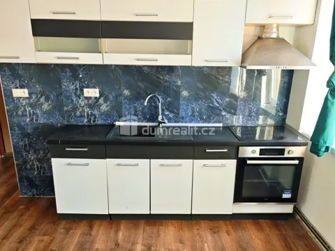 Pronájem bytu 2+1, Děčín - Děčín II-Nové Město, Kamenická, 70 m2