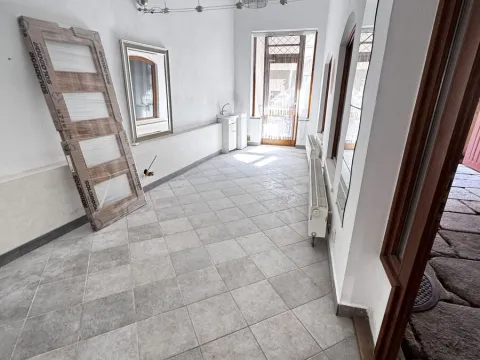 Pronájem obchodního prostoru, České Budějovice, Česká, 18 m2