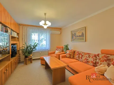 Prodej bytu 2+1, Hodonín, J. Suka, 58 m2