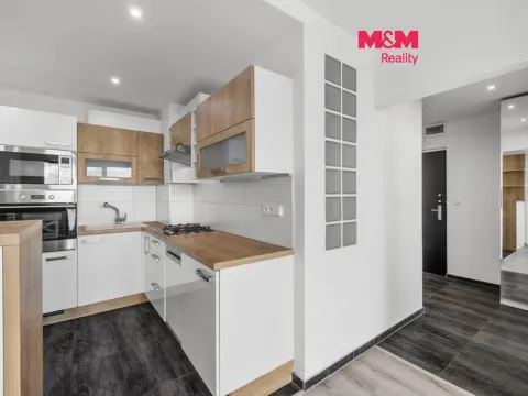 Pronájem bytu 2+kk, Kladno, Čs. armády, 46 m2