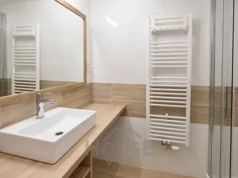 Prodej bytu 1+kk, Praha - Podolí, Dvorecké náměstí, 31 m2