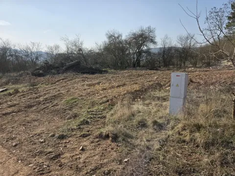 Prodej pozemku, Lomnička, 1685 m2