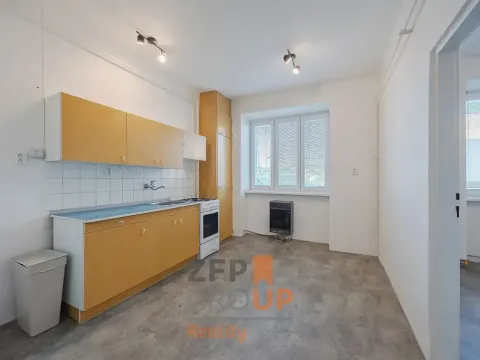Prodej bytu 1+1, Znojmo, Loucká, 42 m2