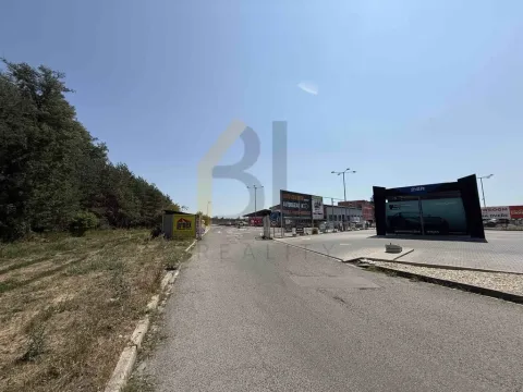 Pronájem komerčního pozemku, Hodonín, Brněnská, 1000 m2