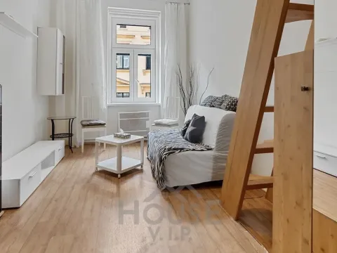 Pronájem bytu 1+1, Praha - Smíchov, Na Celné, 32 m2