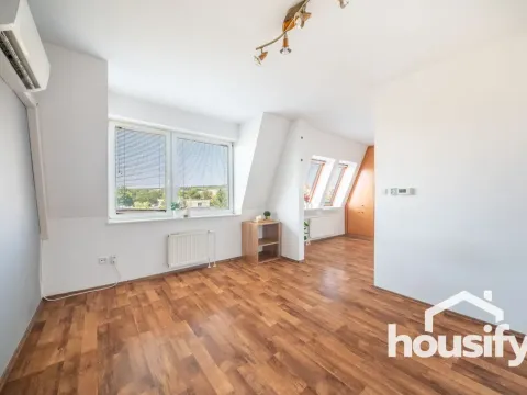 Pronájem bytu 2+kk, Znojmo, Vídeňská třída, 41 m2