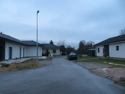 Dražba pozemku, Dolany, 990 m2