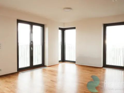 Pronájem bytu 3+kk, Praha, Olšanská, 95 m2