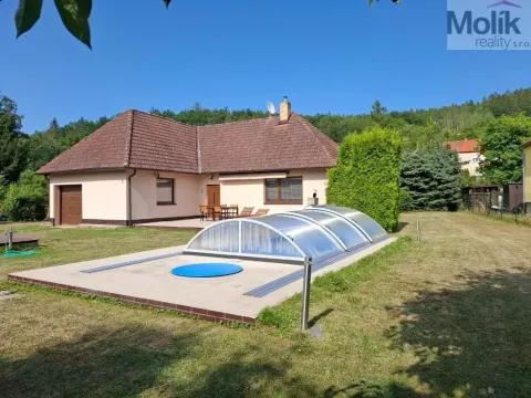 Prodej rodinného domu, Pnětluky - Konětopy, 200 m2