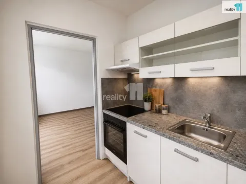 Pronájem bytu 2+kk, Trutnov - Střední Předměstí, Lnářská, 46 m2