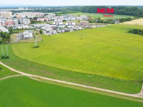 Prodej komerčního pozemku, Hradec Králové - Třebeš, 6364 m2