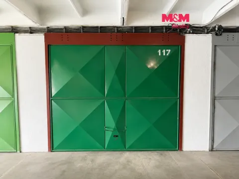 Pronájem garáže, Kladno, Bellevue, 17 m2