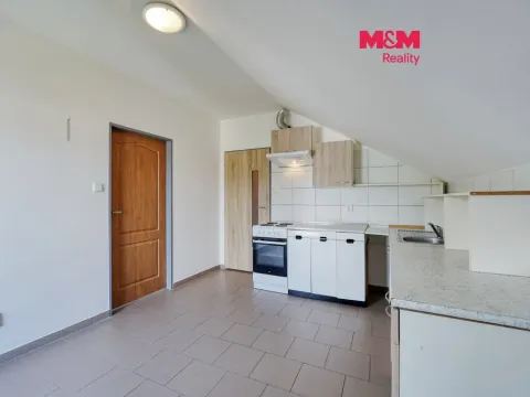 Pronájem bytu 2+kk, Chrást, tř. Čs. odboje, 45 m2