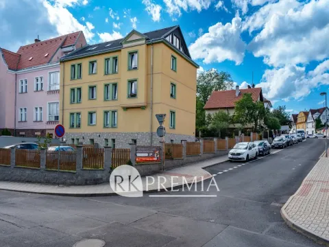 Pronájem bytu 3+1, Teplice, Kašparova, 116 m2