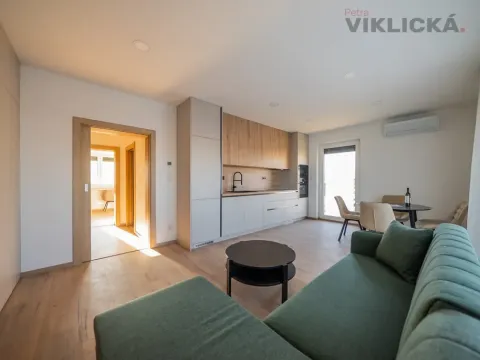 Prodej bytu 3+kk, Zaječí, Hlavní, 72 m2