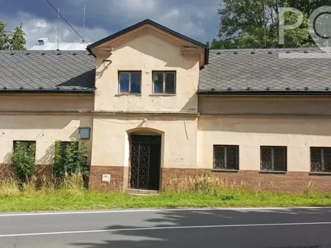 Prodej rodinného domu, Karlovice, 340 m2