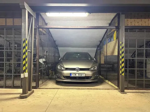 Pronájem garáže, Brno, Rerychova, 15 m2