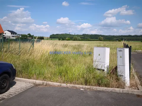 Prodej pozemku pro bydlení, Hradec Králové, 694 m2